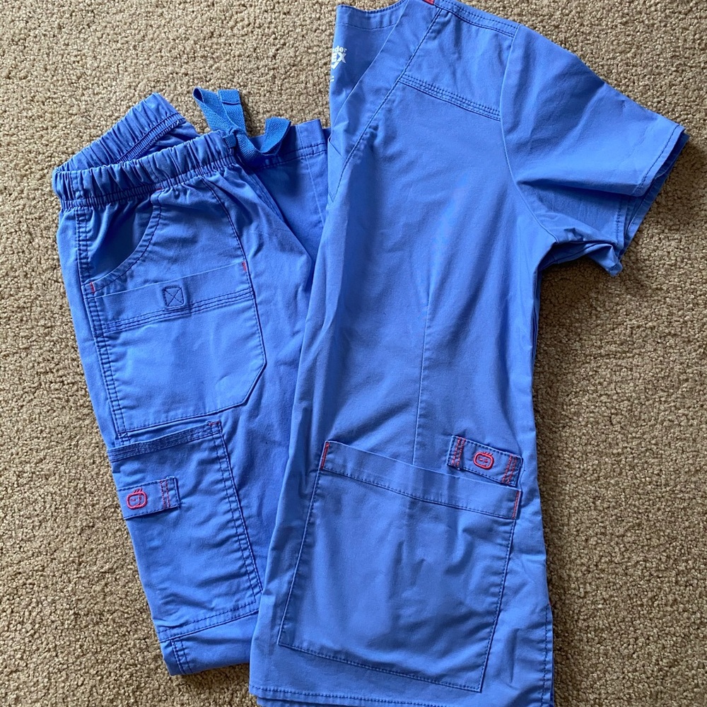 Women’s WonderWink Flex Scrubs Set